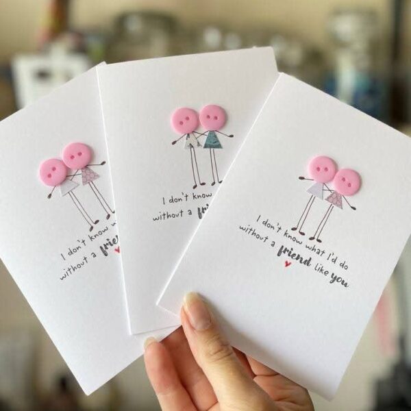 نقاشی دکمه ایی دستی خواهرانه