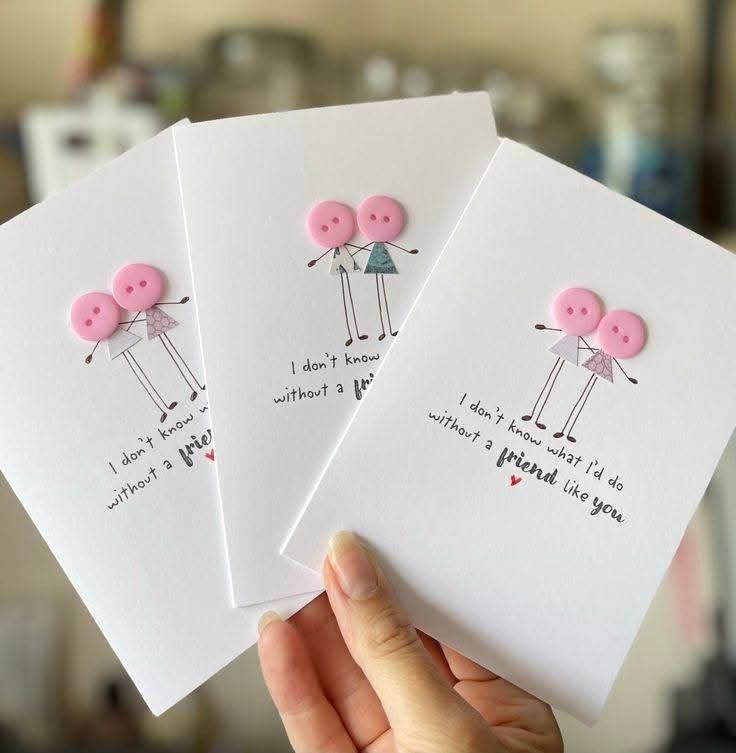 نقاشی دکمه ایی دستی خواهرانه